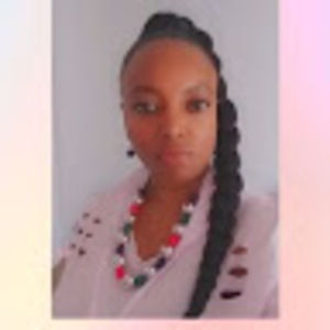 Meet your Posher, Queen lynnette